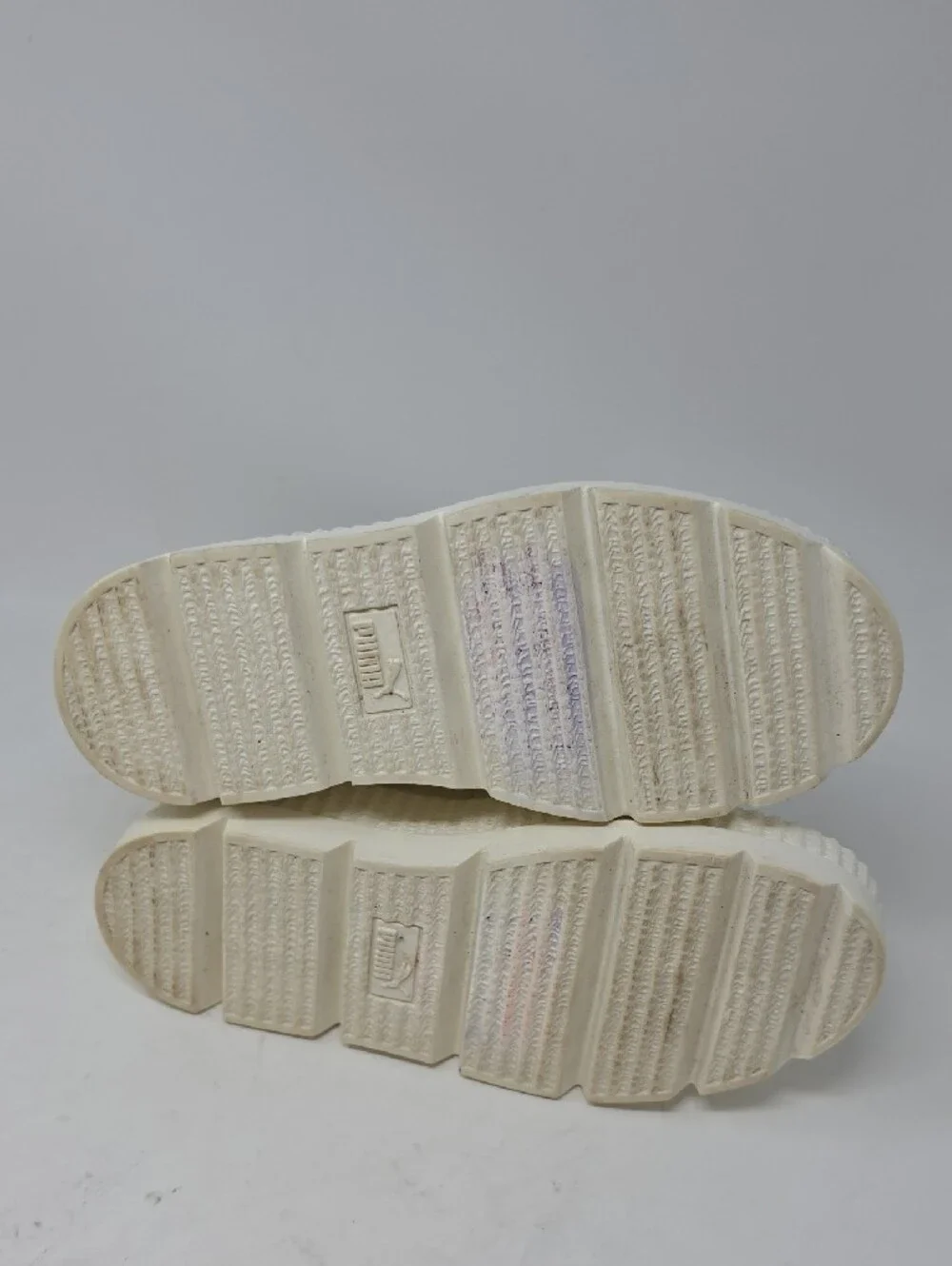Puma x Fenty Rihanna Chelsea sneaker boots women white leather platform Size 8.5